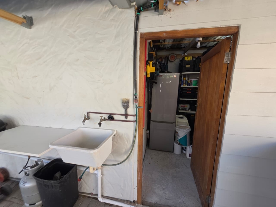 2 Bedroom Property for Sale in The Island Western Cape